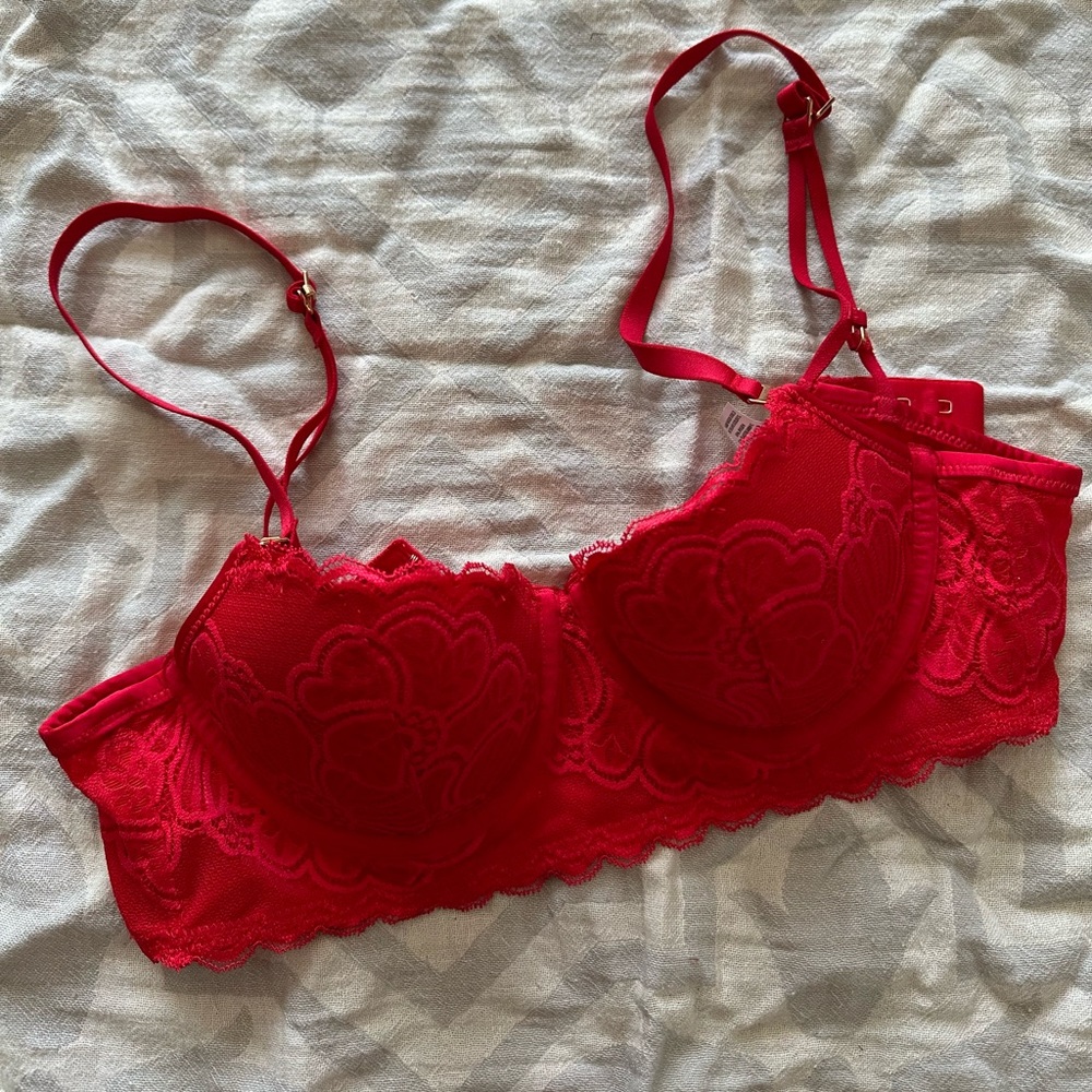 Aerie red lace balconette bra 34A